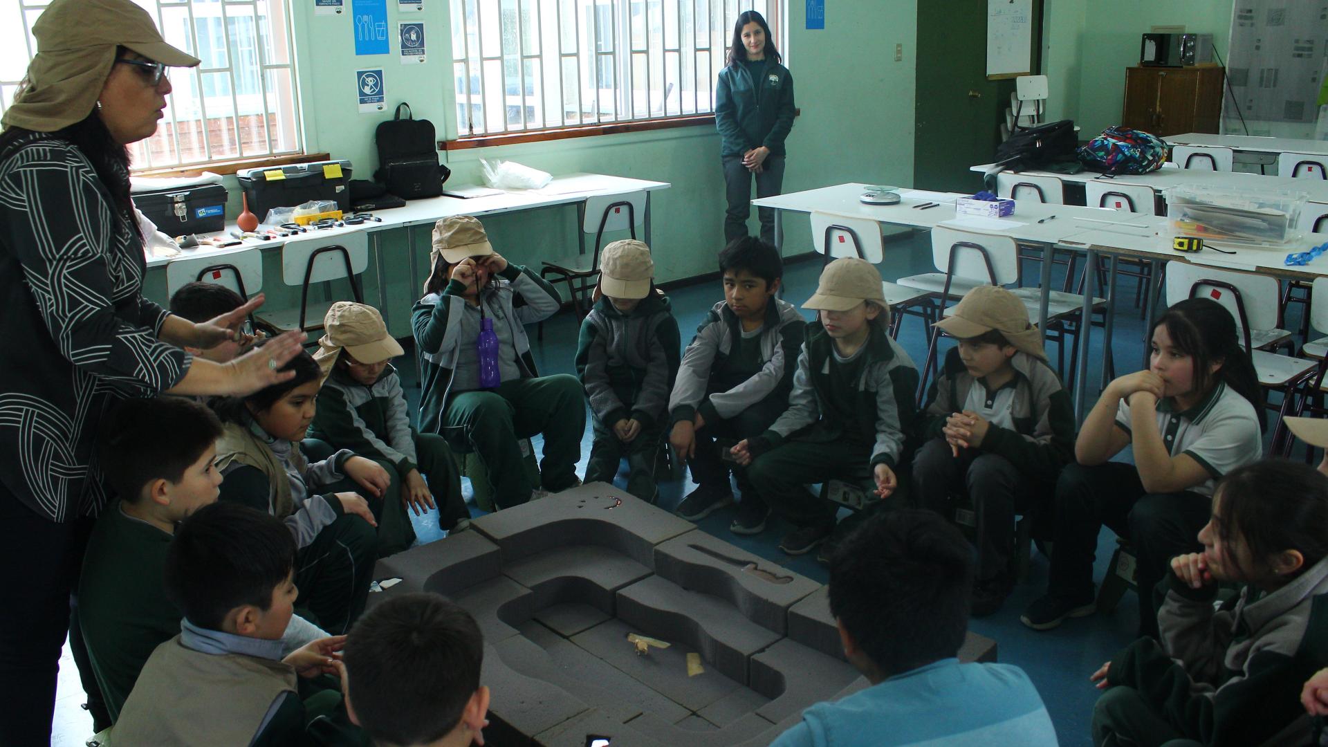 Taller de Arqueología para niñas y niños